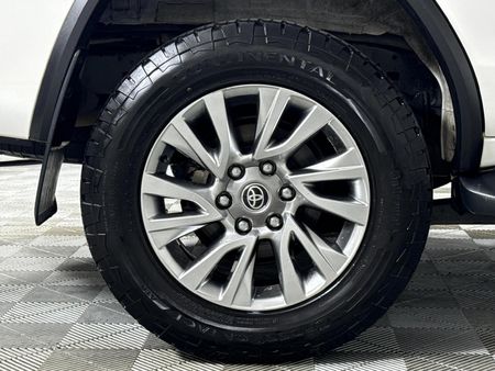 2022-Toyota-Fortuner-28-GD-6-Raised-Body-Auto_7
