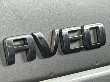 2013-Chevrolet-Aveo-16-L_11