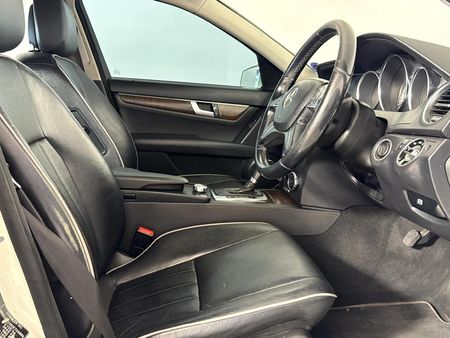 2012-Mercedes-Benz-C-Class-C-200-CGI-BE-Estate-Elegance-Auto_9