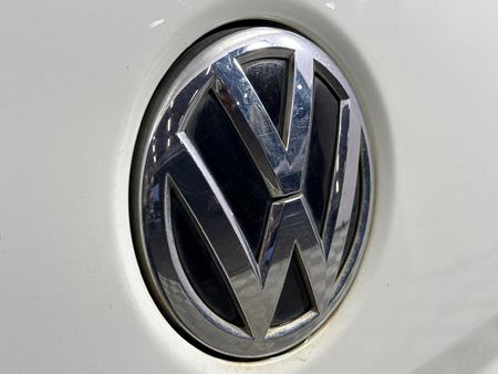 2016-Volkswagen-Polo-GP-14-TDI-Trendline_11