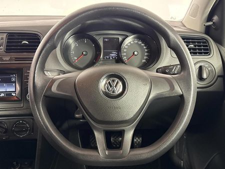 2016-Volkswagen-Polo-GP-14-TDI-Trendline_12