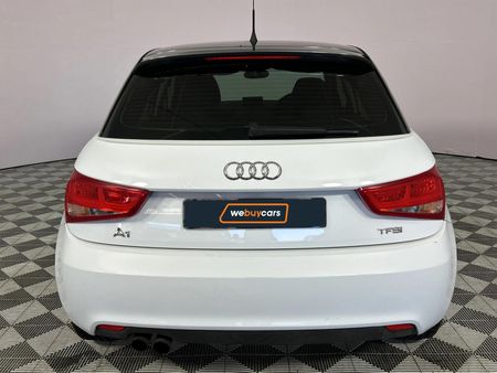 2013-Audi-A1-Sportback-14-TFSI-Attraction_18