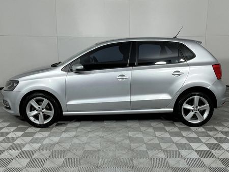 2015-Volkswagen-Polo-GP-12-TSI-Comfortline-66kW_18