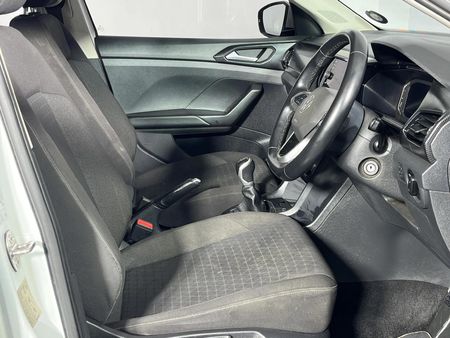 2023-Volkswagen-T-Cross-10-TSI-Comfortline_9