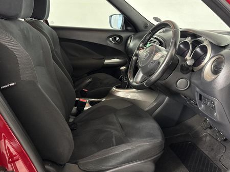 2015-Nissan-Juke-12T-Acenta_9