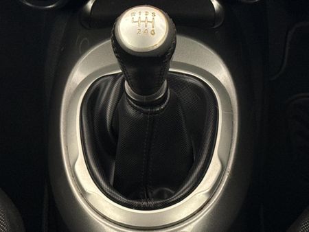 2015-Nissan-Juke-12T-Acenta_10
