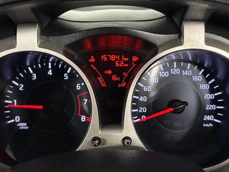 2015-Nissan-Juke-12T-Acenta_2