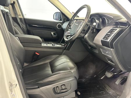 2018-Land-Rover-Discovery-30-TD6-SE_9