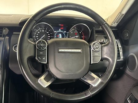 2018-Land-Rover-Discovery-30-TD6-SE_11