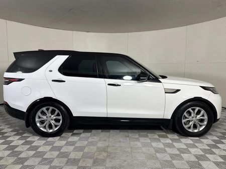 2018-Land-Rover-Discovery-30-TD6-SE_16
