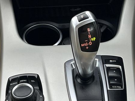2013-BMW-X3-xDrive20i-Auto_10