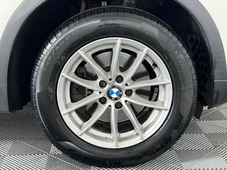 2013-BMW-X3-xDrive20i-Auto_5