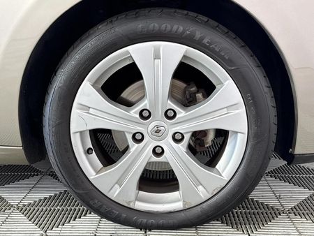 2009-Renault-Megane-III-19-dCi-Dynamique-5-dr_5