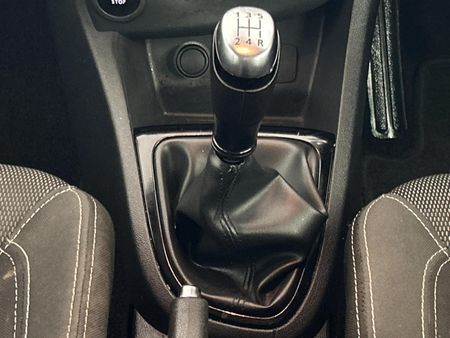 2019-Renault-Clio-IV-900T-Authentique-5-dr-66kW_10