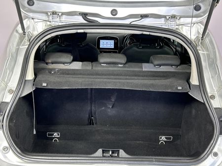 2019-Renault-Clio-IV-900T-Authentique-5-dr-66kW_14