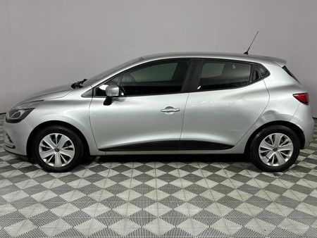 2019-Renault-Clio-IV-900T-Authentique-5-dr-66kW_19
