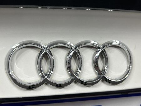 2012-Audi-A5-Sportback-30-TDI-quattro-Auto_11