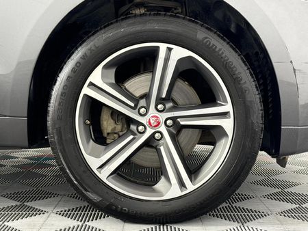 2017-Jaguar-F-Pace-30D-AWD-R-Sport_5