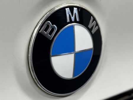 2019-BMW-X3-sDrive18d_11
