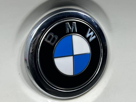 2019-BMW-X4-xDrive20d-M-Sport_11