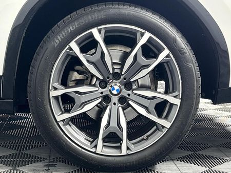 2019-BMW-X4-xDrive20d-M-Sport_6
