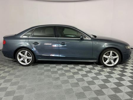 2011-Audi-A4-20-TFSI-quattro-Ambiente-Auto-155kW_17