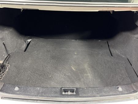 2010-Mercedes-Benz-C-Class-C-180K-BE-Avantgarde-Auto_14
