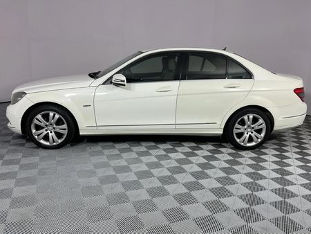 2010-Mercedes-Benz-C-Class-C-180K-BE-Avantgarde-Auto_19