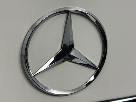 2012-Mercedes-Benz-C-Class-C-250-BE-Avantgarde-Auto_11