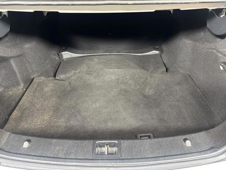 2012-Mercedes-Benz-C-Class-C-250-BE-Avantgarde-Auto_14
