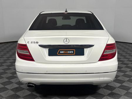 2012-Mercedes-Benz-C-Class-C-250-BE-Avantgarde-Auto_18