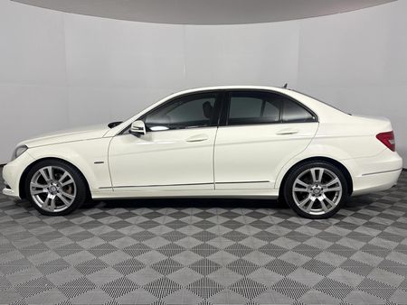 2012-Mercedes-Benz-C-Class-C-250-BE-Avantgarde-Auto_19