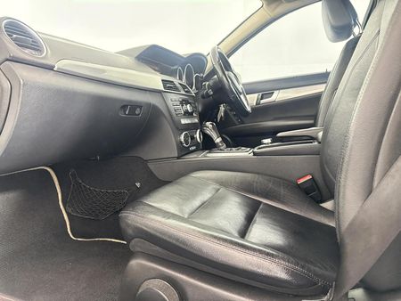 2012-Mercedes-Benz-C-Class-C-250-BE-Avantgarde-Auto_8