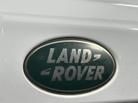 2012-Land-Rover-Discovery-4-50-V8-SE_11