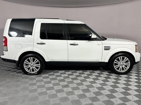 2012-Land-Rover-Discovery-4-50-V8-SE_17