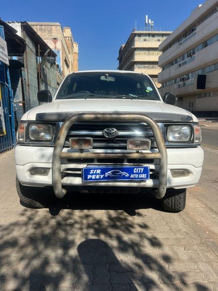 2009-Toyota-Hilux-30-D-4D-Raider-4x4-Single-Cab_0