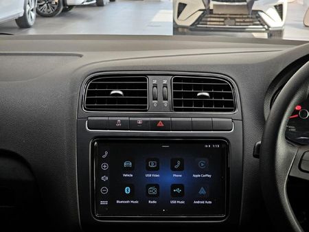 2026-Volkswagen-Polo-Vivo-14-Life_9