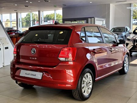 2026-Volkswagen-Polo-Vivo-14-Life_24