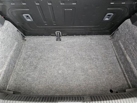 2026-Volkswagen-Polo-Vivo-14-Life_29