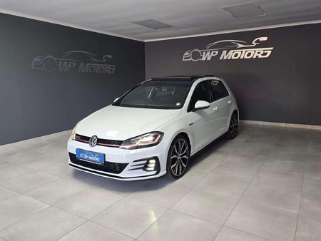 2019-Volkswagen-Golf-VII-GTI-20-TSI-Auto_2