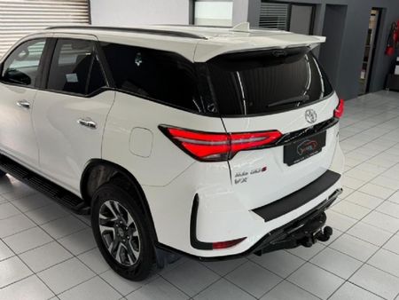 2023-Toyota-Fortuner-28-GD-6-4x4-VX-Auto_17