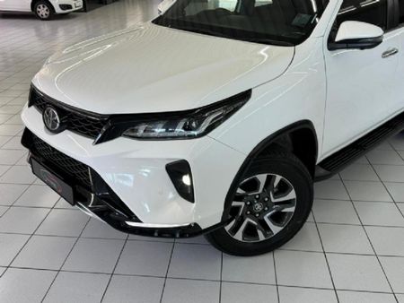 2023-Toyota-Fortuner-28-GD-6-4x4-VX-Auto_27