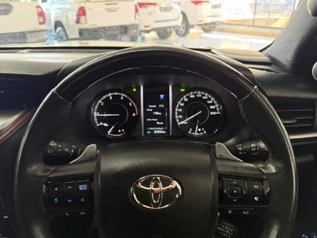 2023-Toyota-Fortuner-28-GD-6-4x4-VX-Auto_2