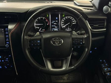 2023-Toyota-Fortuner-28-GD-6-4x4-VX-Auto_4