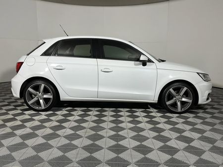 2018-Audi-A1-Sportback-10-TFSI-SE-Auto-25-TFSI_17