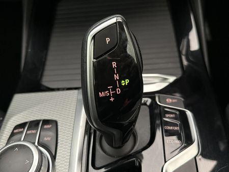 2020-BMW-X3-sDrive18d-M-Sport_10