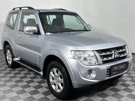 2012-Mitsubishi-Pajero-32-Di-Dc-GLS-SWB-Auto_11