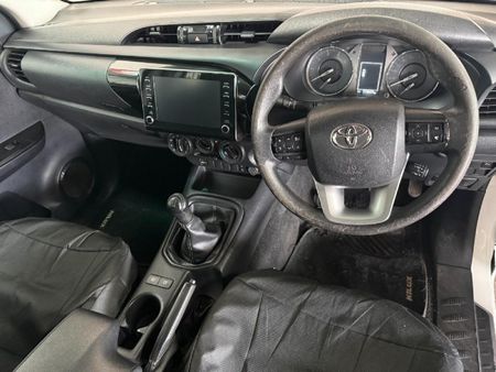 2020-Toyota-Hilux-24-GD-6-Raised-Body-Raider-Single-Cab_10