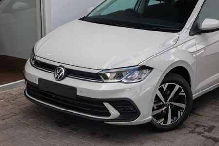 2026-Volkswagen-Polo-10-TSI-Life-Auto-DSG_3