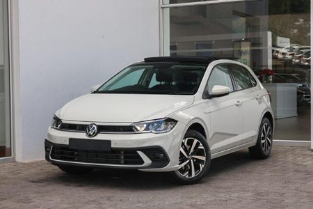 2026-Volkswagen-Polo-10-TSI-Life-Auto-DSG_4